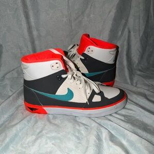 Nike Air Flight AC High top size 9